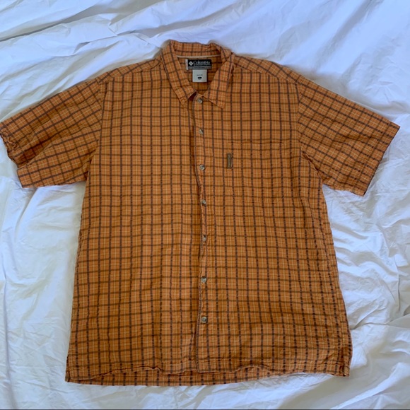Men’s Columbia Short Sleeve Shirt Very Nice